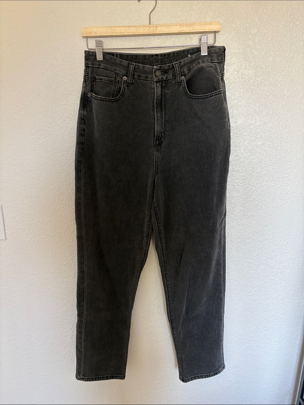 American Eagle Washed Black Relaxed Jeans